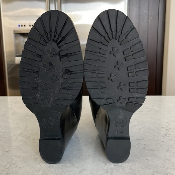 MICHAEL Michael Kors BLACK WEDGE BOOTIE - Picture 7 of 16